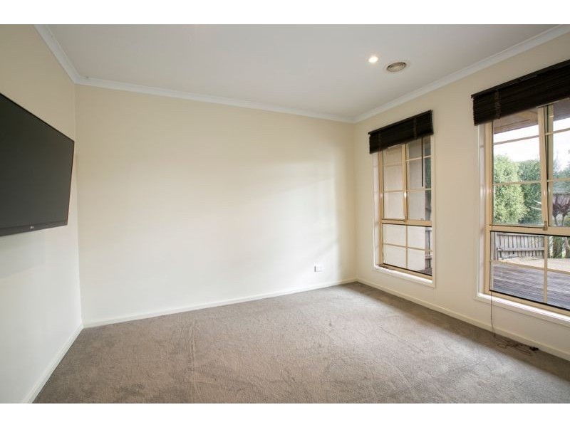 4 Millbank Place, Cranbourne VIC 3977