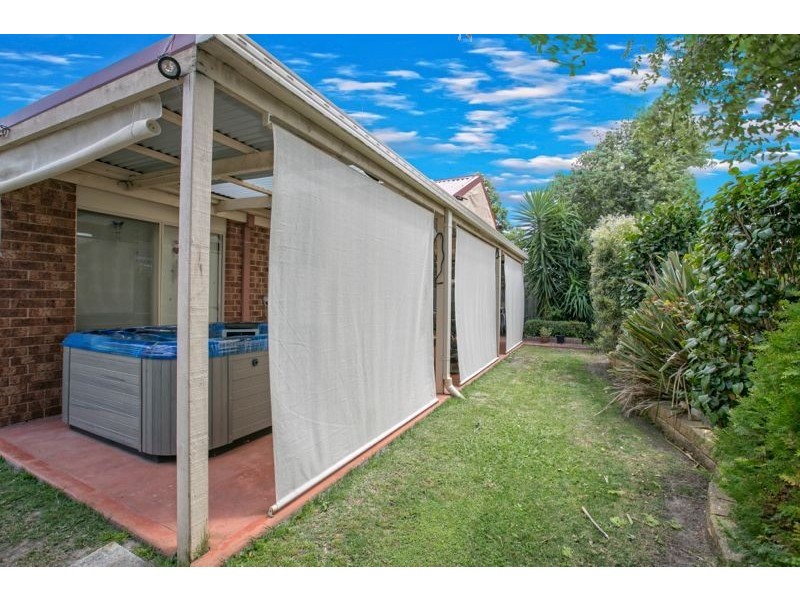 18 Bellarine Drive, Cranbourne VIC 3977