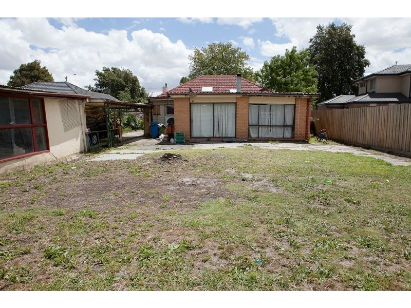 15 Shrives Road, Narre Warren VIC 3805