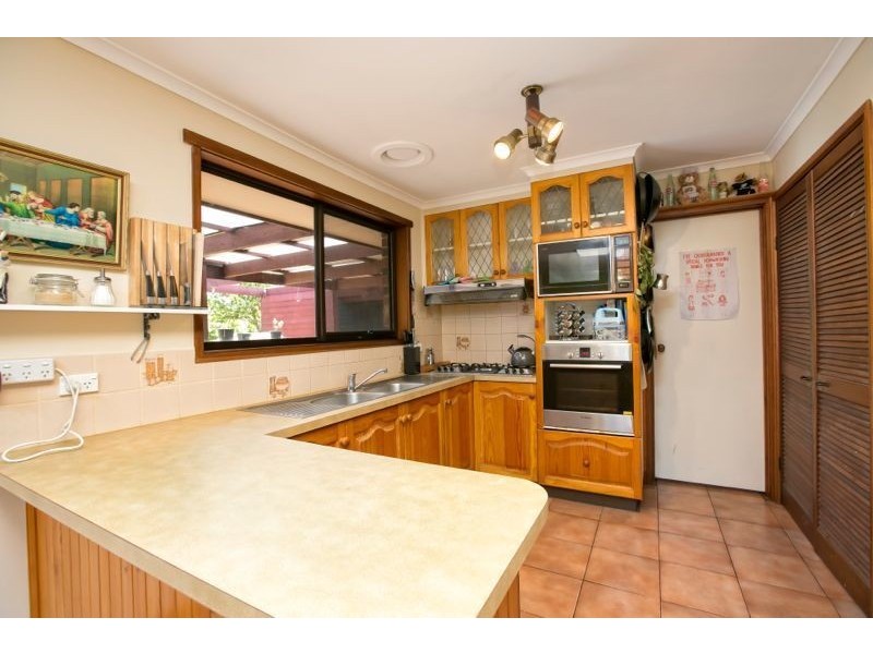 17 Bligh Close, Cranbourne North VIC 3977