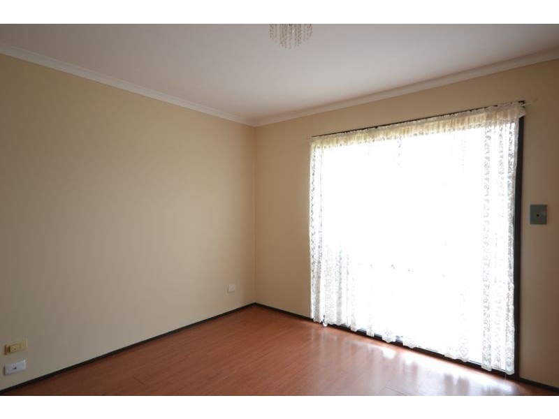 19 Elcan Avenue, Cranbourne West VIC 3977