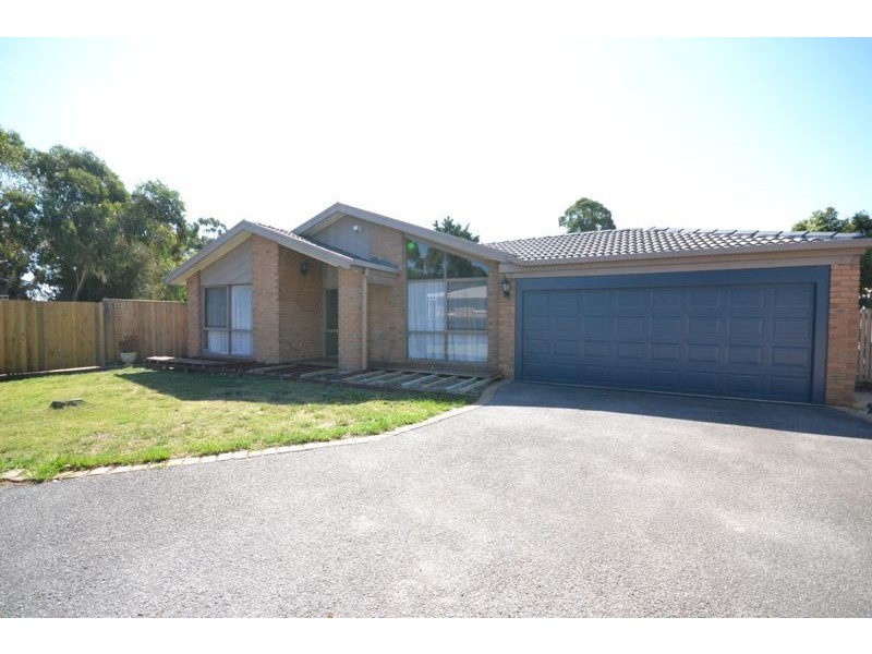 17 Peppercorn Court, Cranbourne North VIC 3977