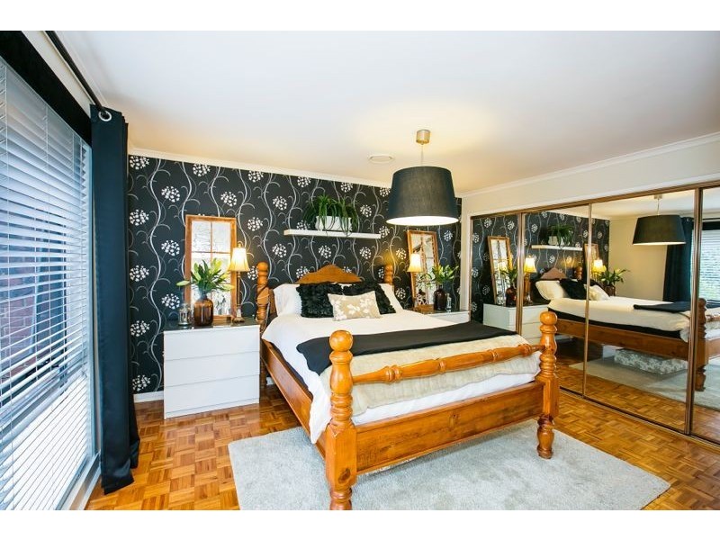 29 ELLENVALE DRIVE, Narre Warren VIC 3805