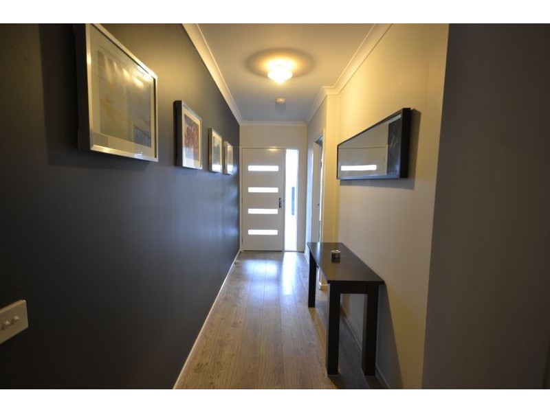 56 Green Gully Road, Clyde VIC 3978