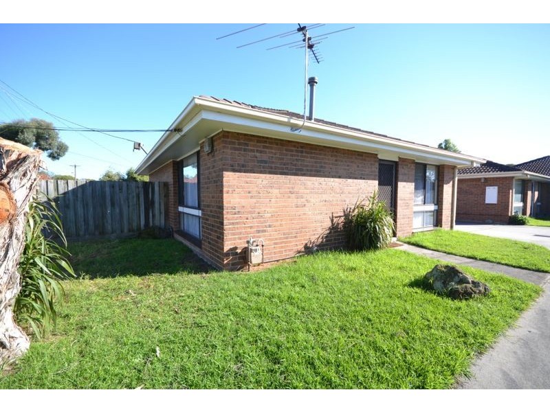 1/19 Bowen Street, Cranbourne VIC 3977