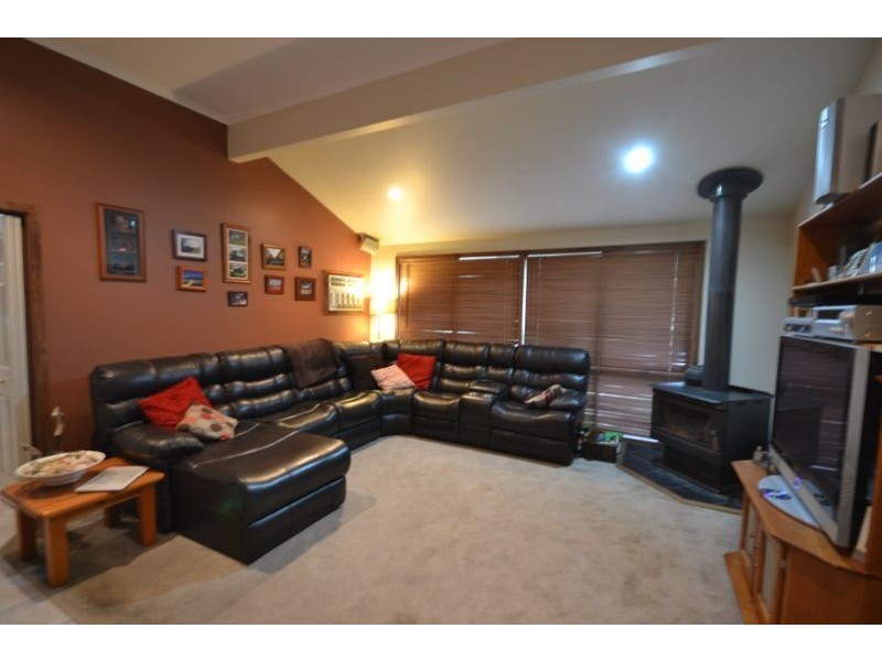 84 Warneet Road, Blind Bight VIC 3980