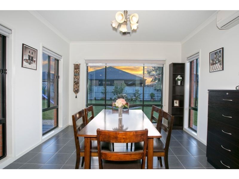 5 Colendy Close, Lyndhurst VIC 3975