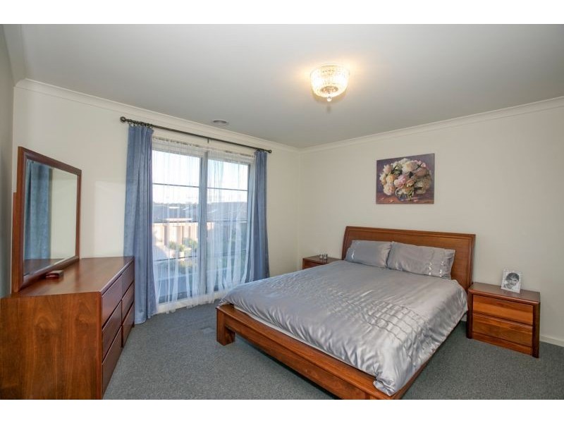 5 Colendy Close, Lyndhurst VIC 3975