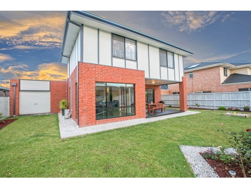 5 Colendy Close, Lyndhurst VIC 3975