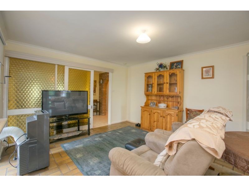 15 Loch Street, Cranbourne VIC 3977