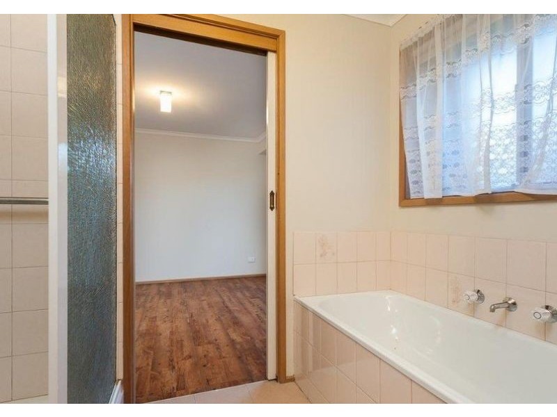 55 Waverley Park Drive, Cranbourne North VIC 3977