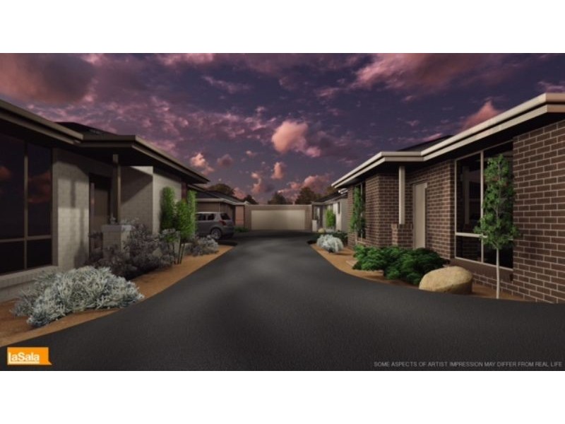 5/3 Elizabeth Street, Cranbourne North VIC 3977