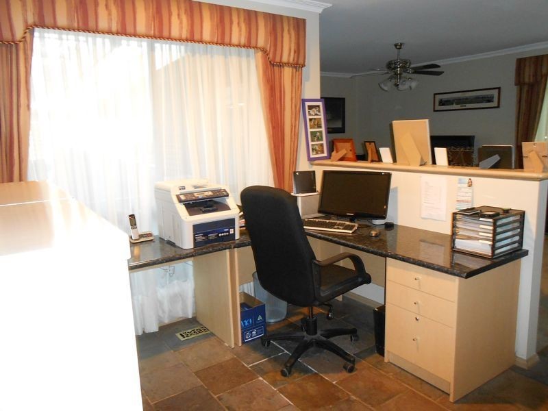 3 Loganberry Close, Cranbourne North VIC 3977