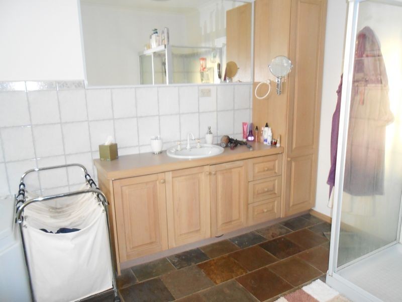 3 Loganberry Close, Cranbourne North VIC 3977