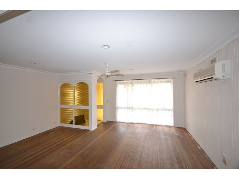 11 Marklin Street, Cranbourne VIC 3977