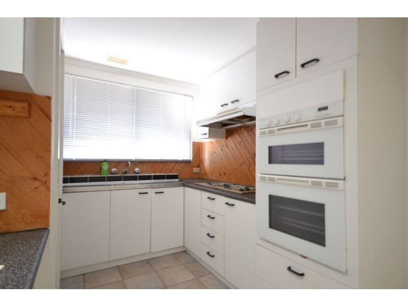 11 Marklin Street, Cranbourne VIC 3977