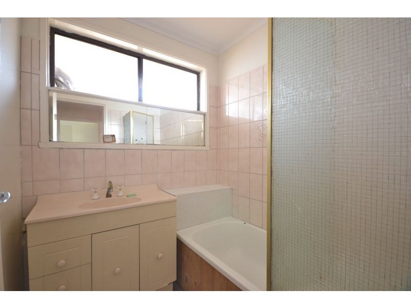 11 Marklin Street, Cranbourne VIC 3977