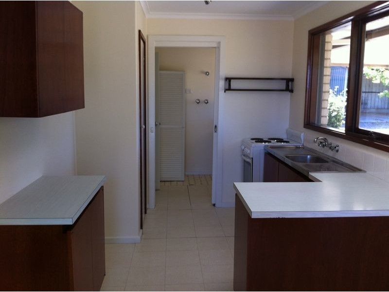 17 Scott Road, Cranbourne VIC 3977