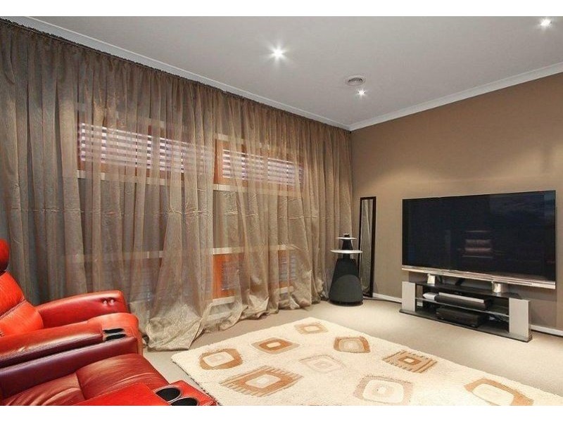 7 Nature Circuit, Cranbourne North VIC 3977