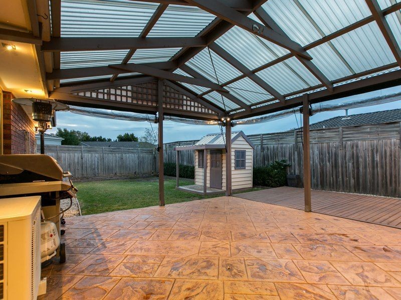 29 Linda Drive, Cranbourne West VIC 3977