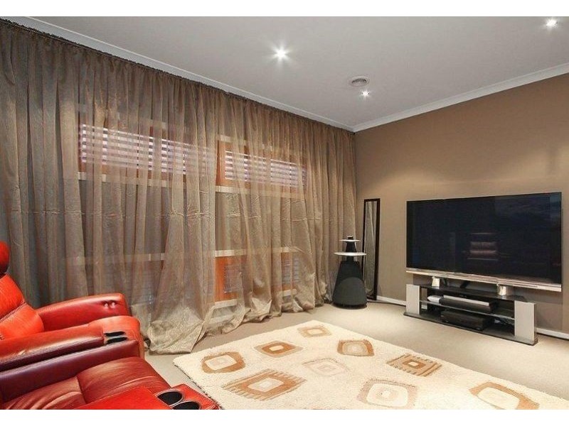 7 Nature Circuit, Cranbourne North VIC 3977