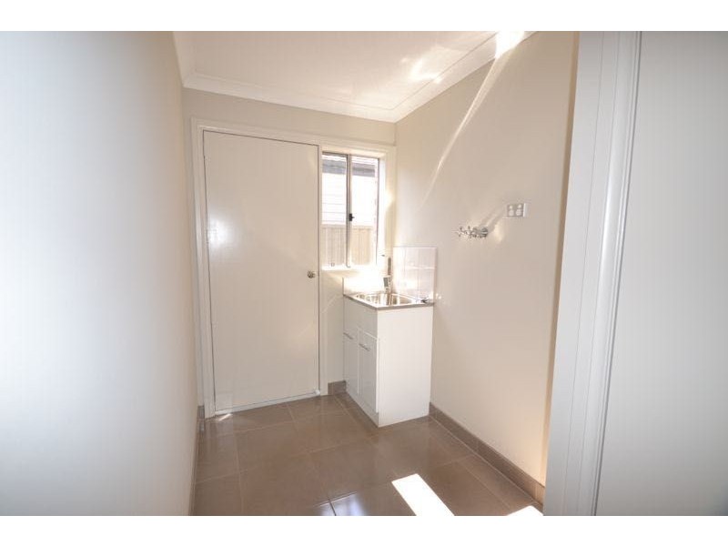 26 Canmore Street, Cranbourne East VIC 3977