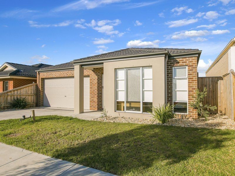 29 Braestar Street, Cranbourne VIC 3977