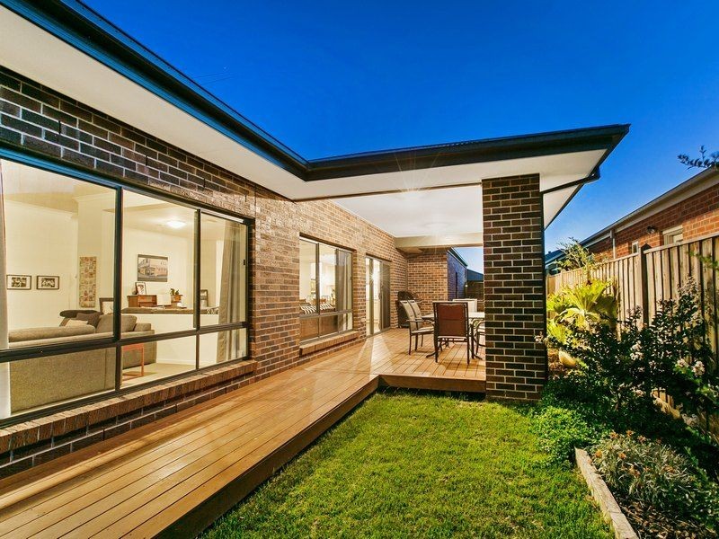 71 Charlbury Crescent, Cranbourne North VIC 3977