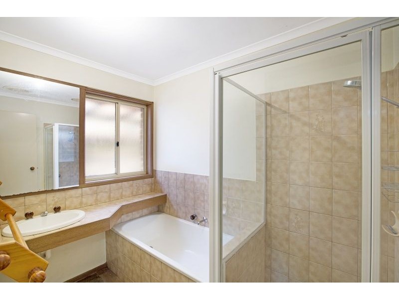 4 Briar Close, Narre Warren VIC 3805