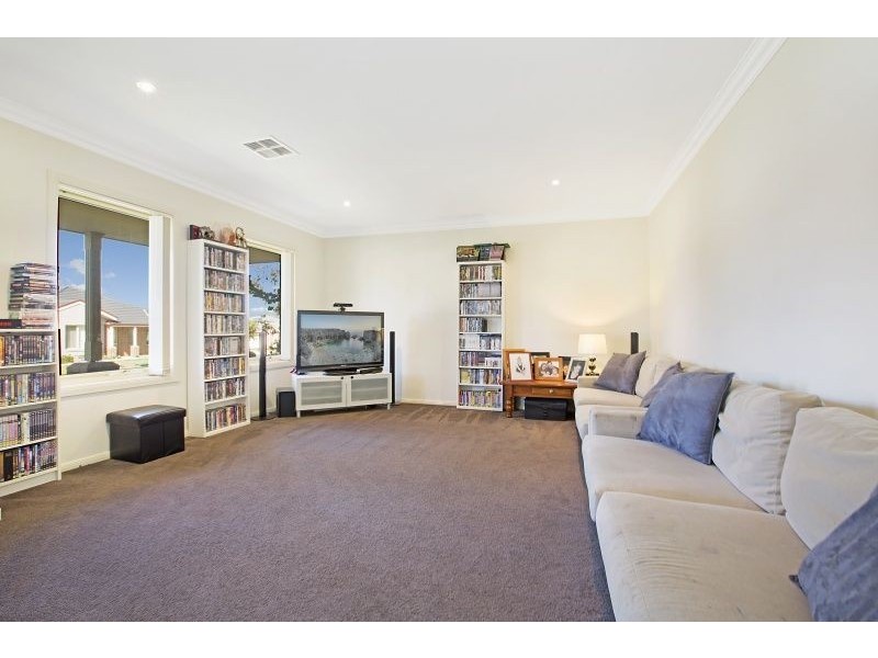 3 Cusack Way, Lynbrook VIC 3975