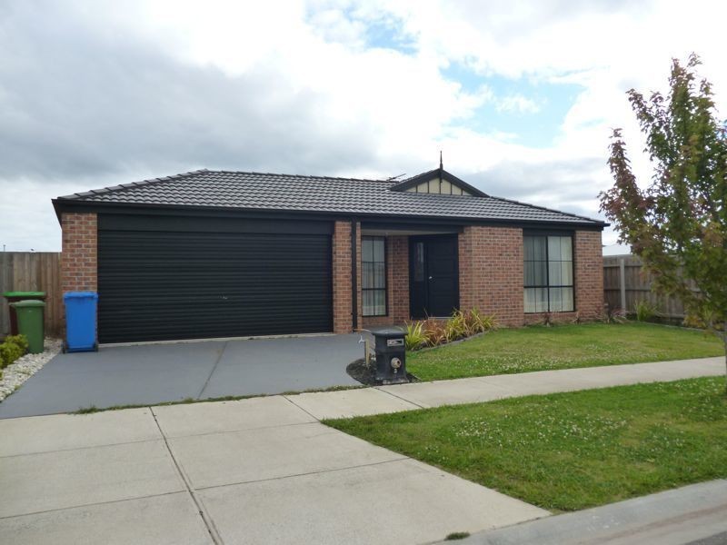 3 Danita Way, Cranbourne West VIC 3977