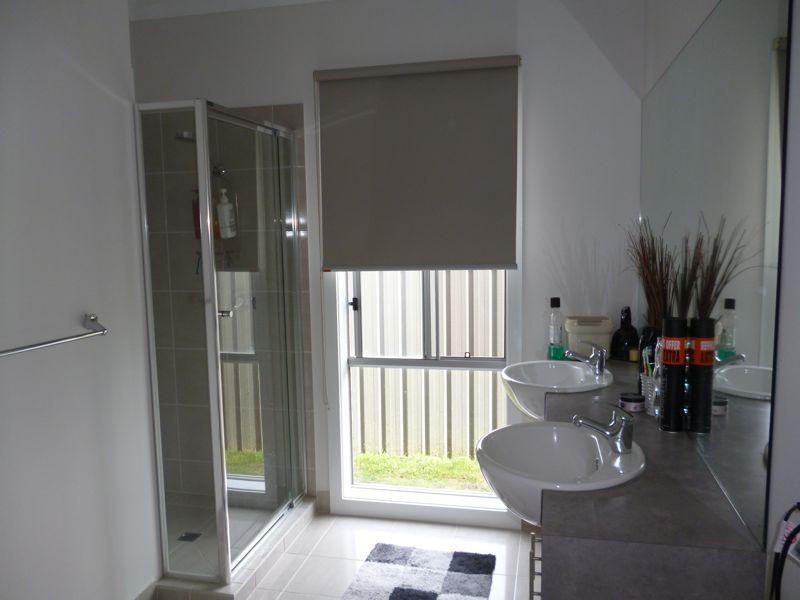 31 Connewara Crescent, Clyde North VIC 3978