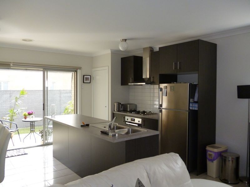 31 Connewara Crescent, Clyde North VIC 3978