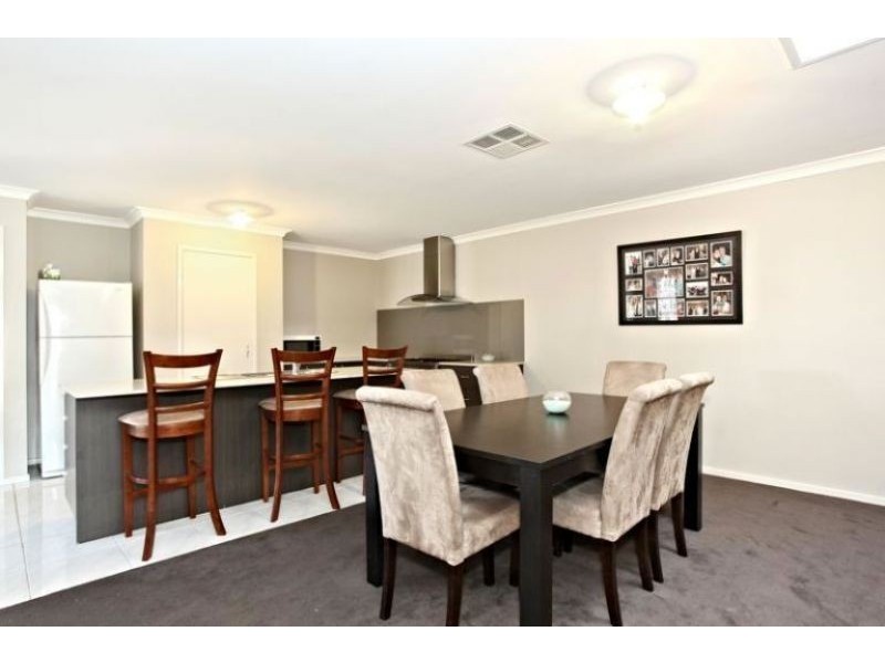 97 Brookwater Parade, Lyndhurst VIC 3975