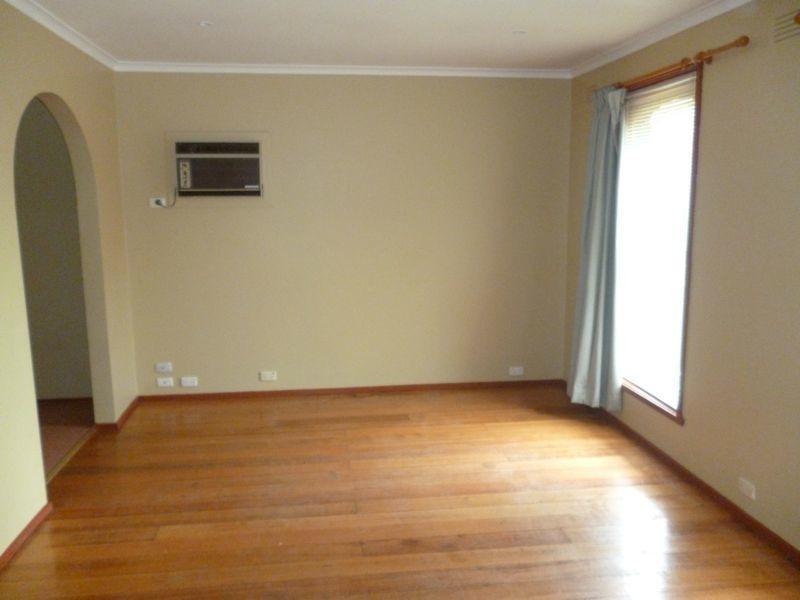 43 Hotham Street, Cranbourne VIC 3977