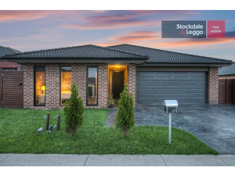 47 Merritt Avenue, Cranbourne West VIC 3977