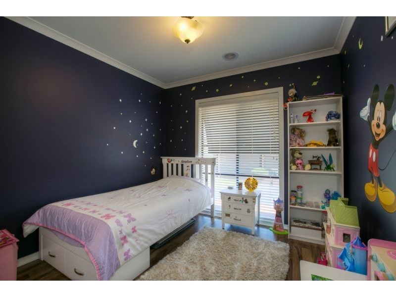 47 Merritt Avenue, Cranbourne West VIC 3977