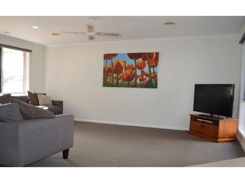 8 Eric Court, Pearcedale VIC 3912