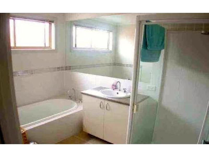 13 Boronia Avenue, Cranbourne VIC 3977