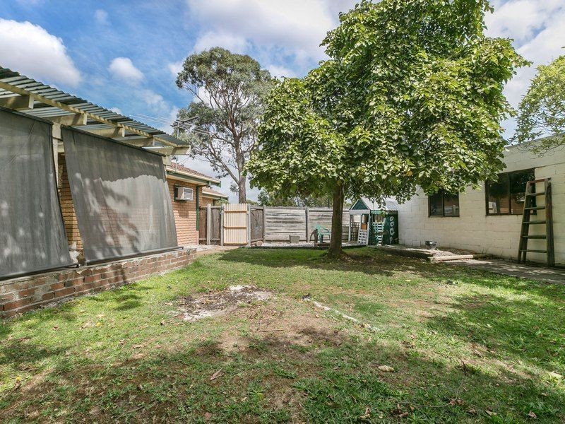 2 Bass Court, Cranbourne North VIC 3977