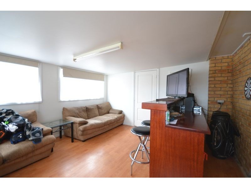 12 Bates Street, Cranbourne West VIC 3977