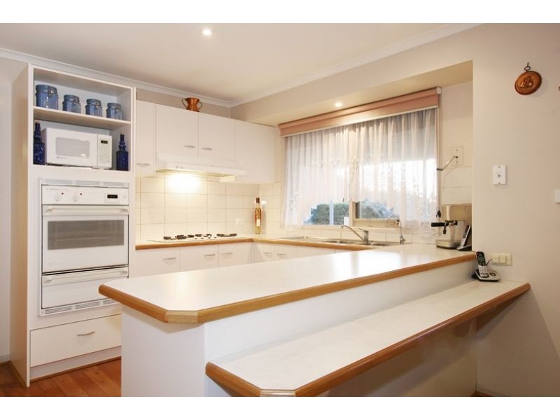 5 Oxenford Rise, Narre Warren South VIC 3805