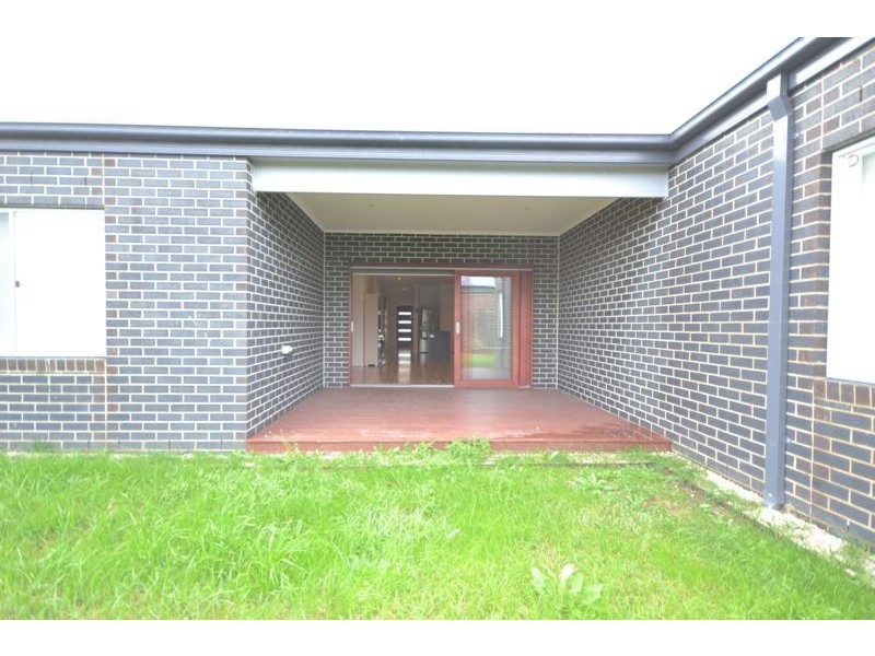 139 Boland Drive, Lyndhurst VIC 3975