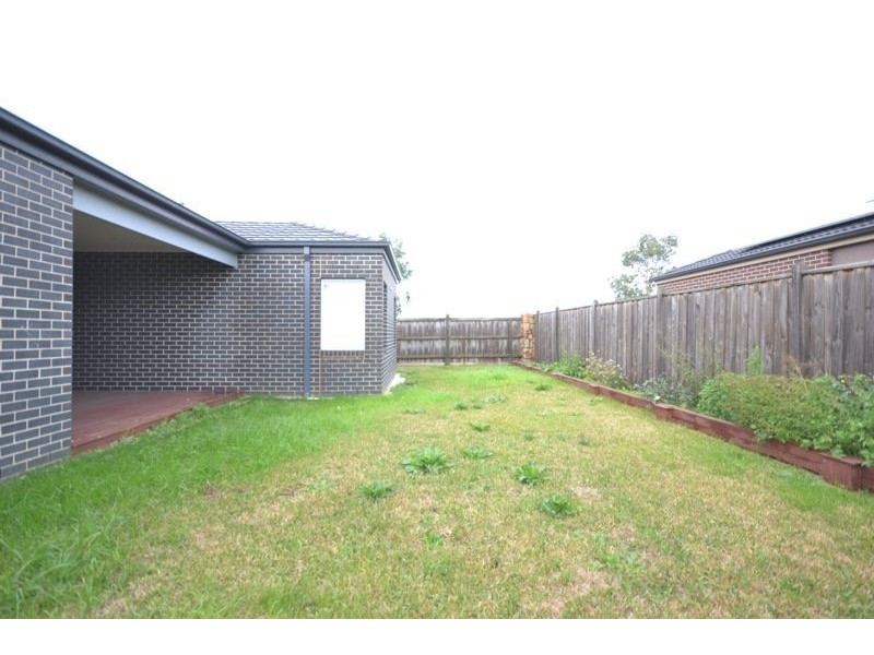 139 Boland Drive, Lyndhurst VIC 3975