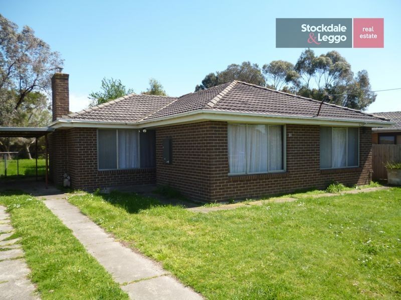21 Lurline Street, Cranbourne VIC 3977