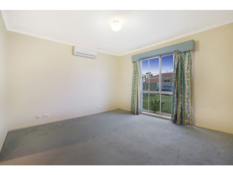 20 Greenmantle Close, Cranbourne West VIC 3977