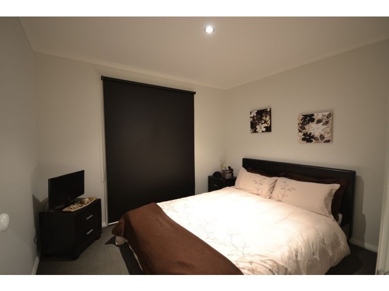 8 Barnes Way, Koo Wee Rup VIC 3981