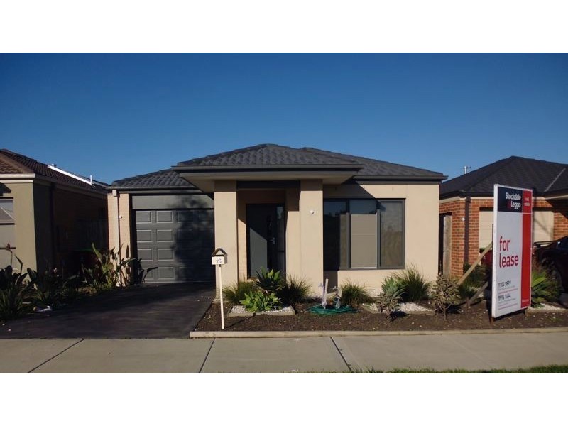 19 Autumn Fields Drive, Cranbourne North VIC 3977