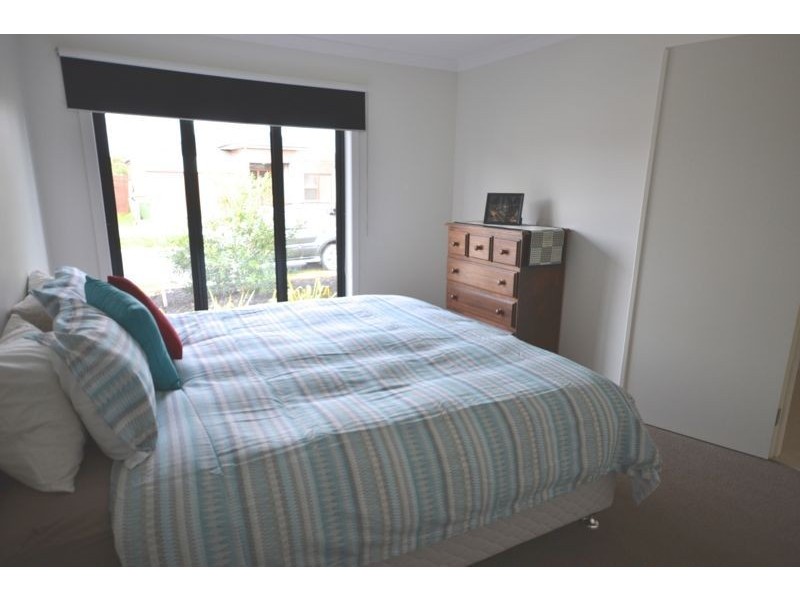 30 Flash Dan Drive, Cranbourne East VIC 3977