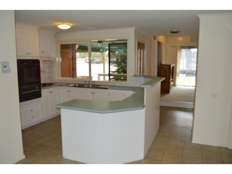 28 Victoria Road, Narre Warren VIC 3805